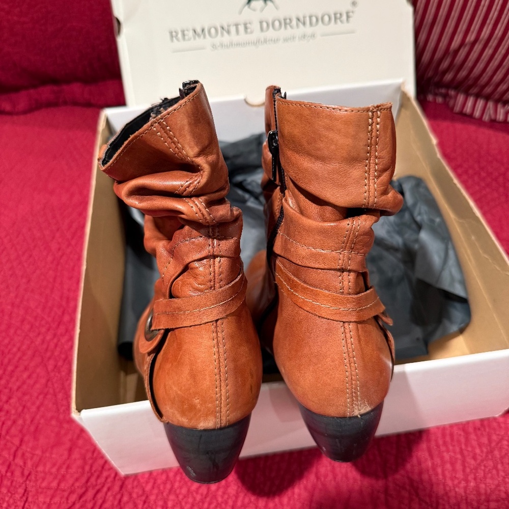 Women’s boots